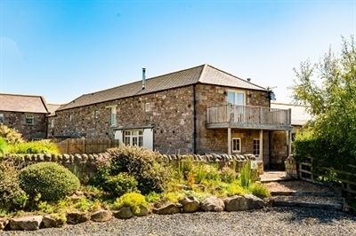 Springhill Farm Wigwams Caravans And Cottages Seahouses